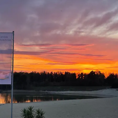 Hotel Bernsteinsee 3*