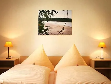 Hotel Bernsteinsee 3*