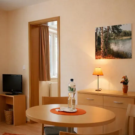 Bernsteinsee And Ferien By Palette Hotel